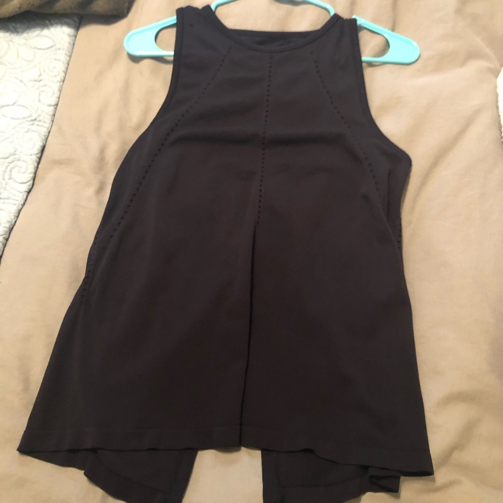 Athleta muscle tank !